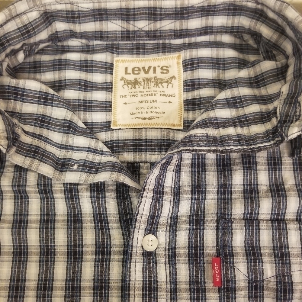 Levi's two horse brand blue button down size medium